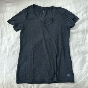GapFit Breathe Tee